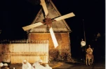 Don Quichotte et Sancho Pansa croisent les meuniers